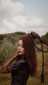 MistressMilana Summer Vinyl Goddess Poză 5