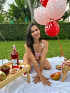 FernandaBrown__ Our Valentine’s Date 💘 Immagine  2