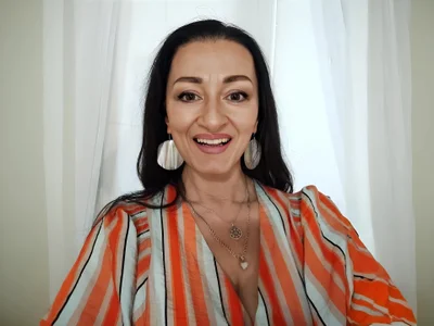 Antralyn A little bit of me Poză