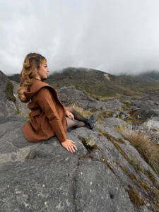 Katalina_Evans kullanıcısının new landscapes 🫦⛰️🏔️ albümü -  7 fotoğraf