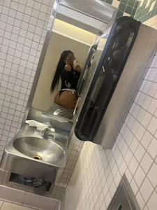 LoveSparx Public Pic 4