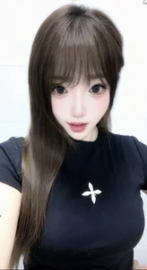 Like-017 Public Foto 5