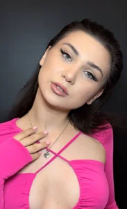 QuitieLiaのPublicの枚の写真