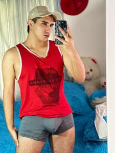 Chris_Maddox i am Chris Pic 2