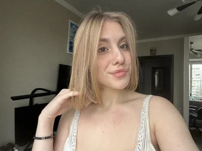 Olivia_Clairs Public Poză 5