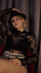 KellePourier bitch cute face ^^ Foto