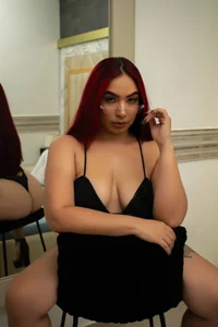 Kristal_Clark Public Bilde