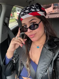 alannavidal Natural, confident, me. Pic 4