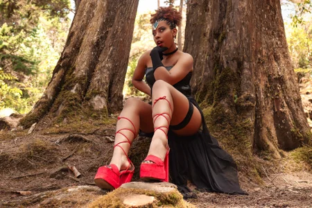 EmmilyBrant Halloween Pic