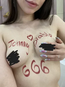 The favorite of my room 💕 de TaylorDavids  4 photos