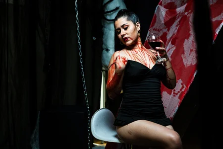 Public de DanielaHang  4 photos