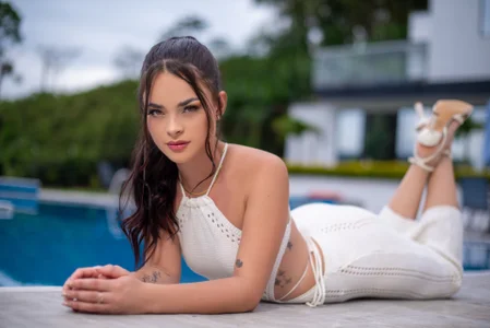 HannaRhodes Elegant doll 💋 Foto 2