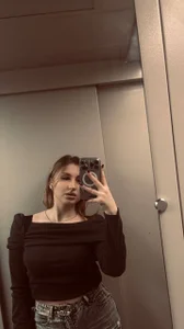 April_Jackson Public 사진 2