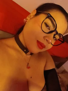 victoria_vallejo_1のA dominant girlの 5枚の写真