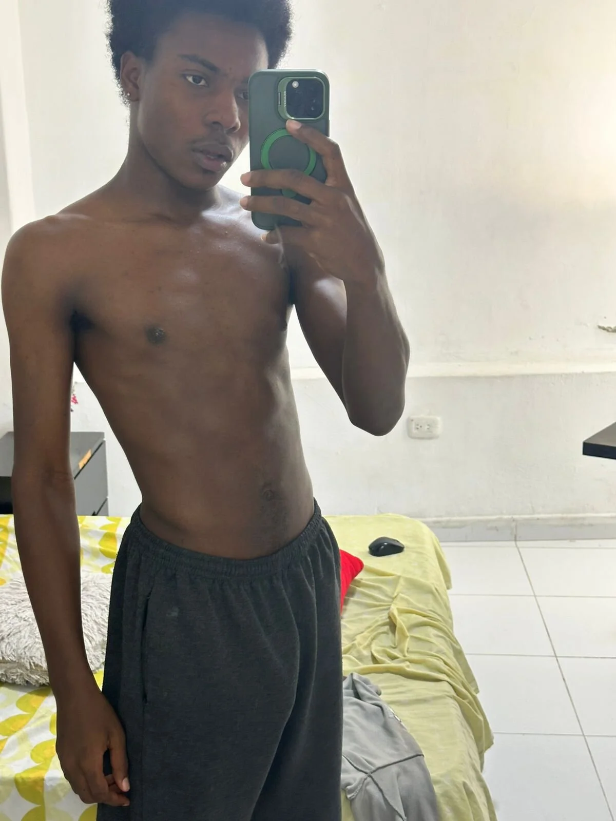 صور NoahJhonson69 الرائجة  8819