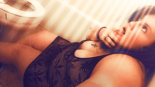 naughty_savage Public Pic 3