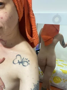 Valeriana00 shower Pic 6