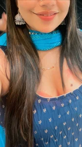 Sexy_Madhurii Public  2টি ছবি