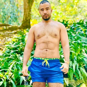 steven_med25 relax Pic