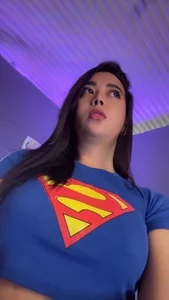 Your super girl od Songbirdts  2 snímek
