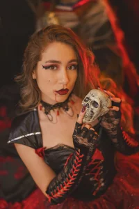MyApril__ Red Vampire ❤️🦇🧄 Billede