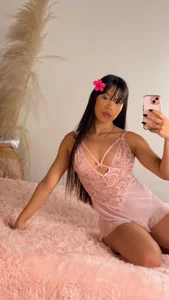 kimhilton_ Cute girl🎀🌸 Pic 3