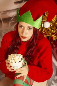 EmmaaCastro my chritssmas night⭐🎉 Pic