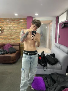 Handsomeboyss19's photo