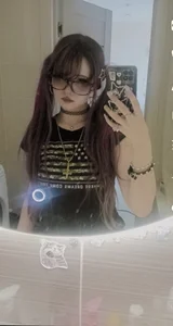 DinaKolter Emo vibes Pic 3