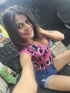 a sexy woman od Valentinalennox  5 snímek