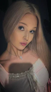 ElsaDivine Public Bilde