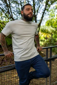 Mister_venom1Elegance with a touch of danger🥵 Bild 5