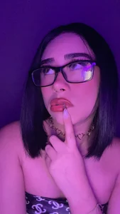 lextyYour favorite brunette ❤️ Bild