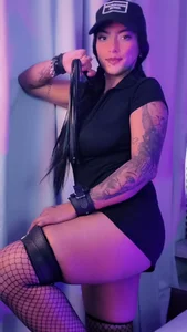 KimberlyFox_t kullanıcısının 💖You can only watch... and obey 👠🖤💖 albümü -  2 fotoğraf