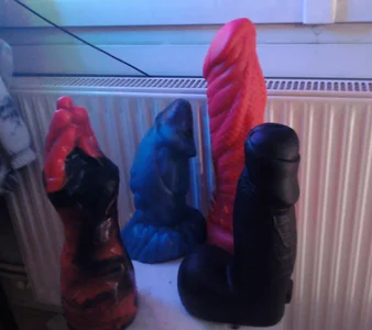 MissSluttyLeeloo Quelques uns de mes godes Foto