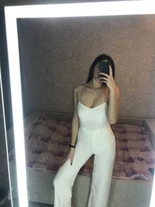 KissMeJulia Public Pic