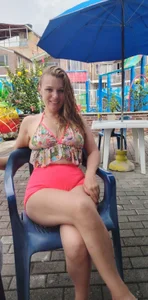 angel_yours11 Pool Day 🏊🏊 Foto 3