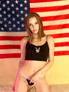 LitellyBella i love this country slika