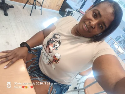 Quieres ver te espero en privado de sofi150  4 Imagens