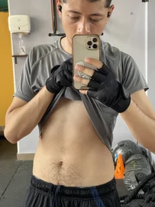 At the gym od unapollogetic  5 snímek