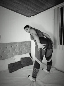 Valery__lovex Very flexible Gambar 8