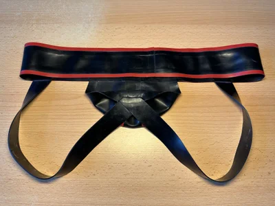 PumpChester82 Rubber Jock, Size "L", € 50,- + Shipping Foto 2