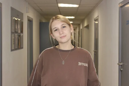 SinaHovey Public Pic 4