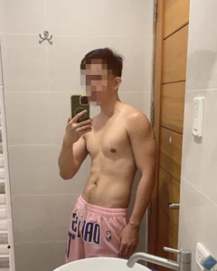 ieat_monsters Public Immagine  3