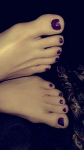 jadegilf1 Jades toes Pic 3