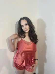 ElisonMinix: Just look in my eyes ( 4 фото)