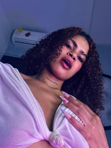 Saray-sexy1 Do you want to try this delicious black girl?🤍🖤 Pic