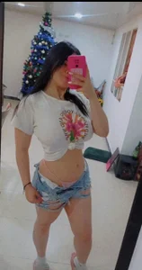 _EmilySquirtのsexy and natural girl 🔥の 6枚の写真