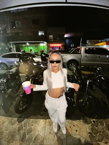Ambarhilton kullanıcısının Blonde beauty woman albümü -  5 fotoğraf