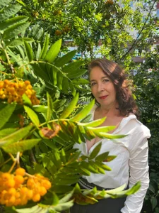 Celine_Faer1 August 圖片 3